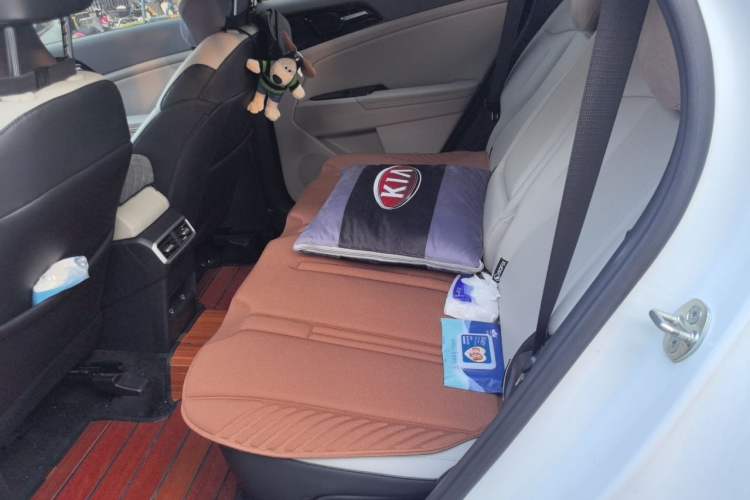 Used Kia Sportage (Chinese Domestic Model) 2023 1.5T Two-Wheel Drive Prestige Edition Left Rear Seat