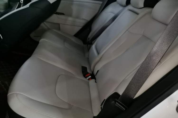 Used Kia Sportage (Chinese Domestic Model) 2023 1.5T Two-Wheel Drive Prestige Edition Left Rear Seat