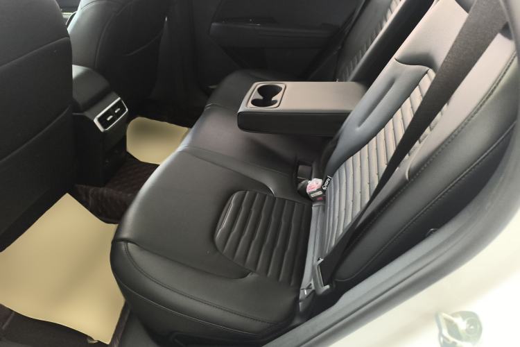 Used Kia Sportage (Chinese Domestic Model) 2023 2.0T Two-Wheel-Drive Prestige Edition Left Rear Seat
