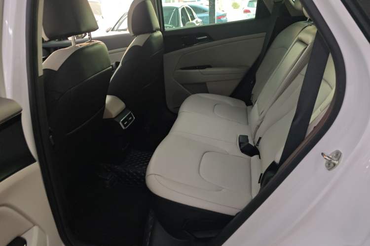 Used Kia Sportage (Chinese Domestic Model) 2023 1.5T Two-Wheel Drive Prestige Edition Left Rear Seat