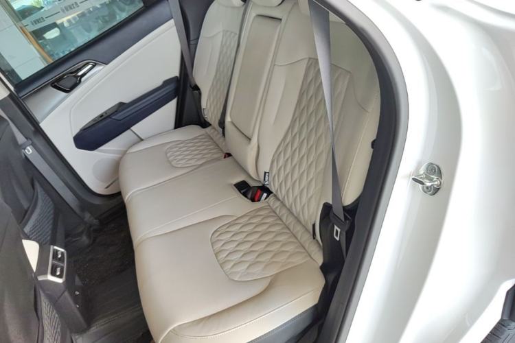 Used Kia Sportage (Chinese Domestic Model) 2023 2.0L HEV Two-Wheel Drive Flagship Edition Left Rear Seat