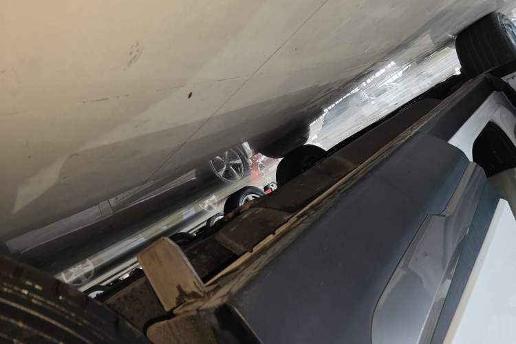 Used Kia Sportage (Chinese Domestic Model) 2023 1.5T Two-Wheel Drive Prestige Edition Left Side Sill