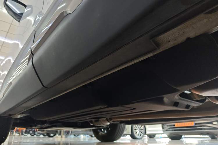 Used Kia Sportage (Chinese Domestic Model) 2023 1.5T Two-Wheel Drive Prestige Edition Left Side Sill