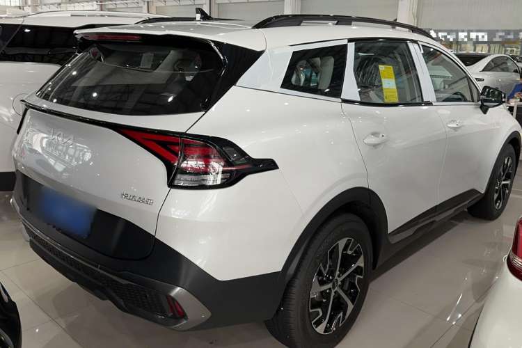 Used Kia Sportage (Chinese Domestic Model) 2023 2.0L HEV Two-Wheel Drive Prestige Edition Rear Right 45 Deg