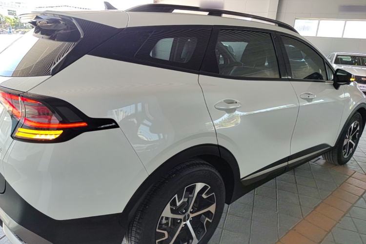 Used Kia Sportage (Chinese Domestic Model) 2023 2.0L HEV Two-Wheel Drive Flagship Edition Rear Right 45 Deg