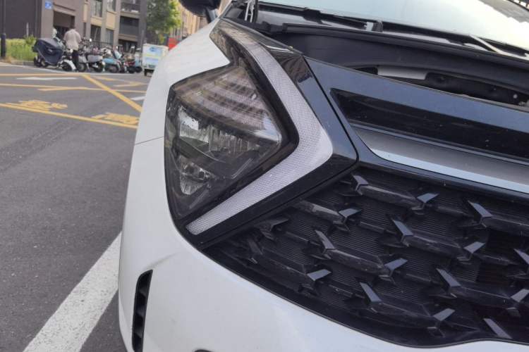 Used Kia Sportage (Chinese Domestic Model) 2023 1.5T Two-Wheel Drive Prestige Edition Right Front Headlight
