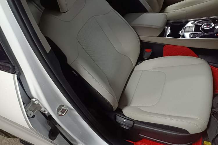 Used Kia Sportage (Chinese Domestic Model) 2023 1.5T Two-Wheel Drive Prestige Edition Right Front Seat