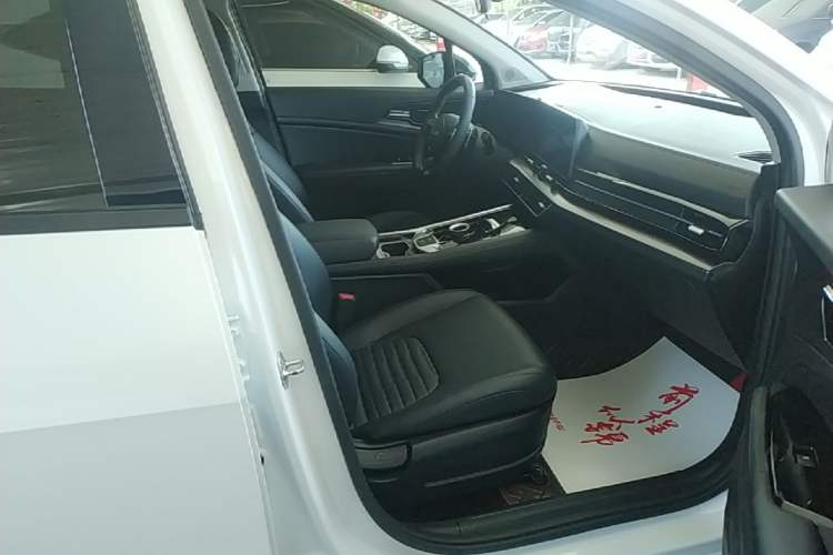 Used Kia Sportage (Chinese Domestic Model) 2023 2.0T Two-Wheel-Drive Prestige Edition Right Front Seat