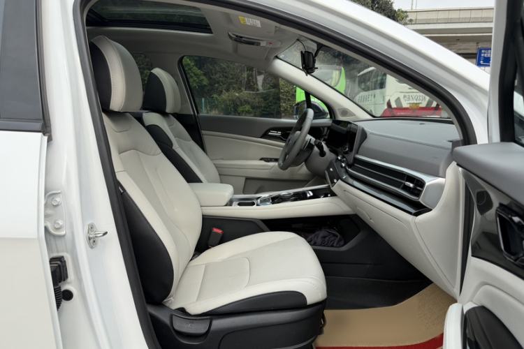 Used Kia Sportage (Chinese Domestic Model) 2023 1.5T Two-Wheel Drive Prestige Edition Right Front Seat
