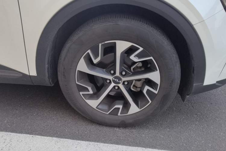 Used Kia Sportage (Chinese Domestic Model) 2023 1.5T Two-Wheel Drive Prestige Edition Right Front Wheel Hub