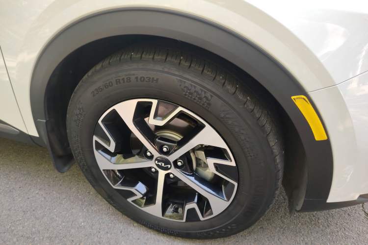 Used Kia Sportage (Chinese Domestic Model) 2023 1.5T Two-Wheel Drive Prestige Edition Right Front Wheel Hub