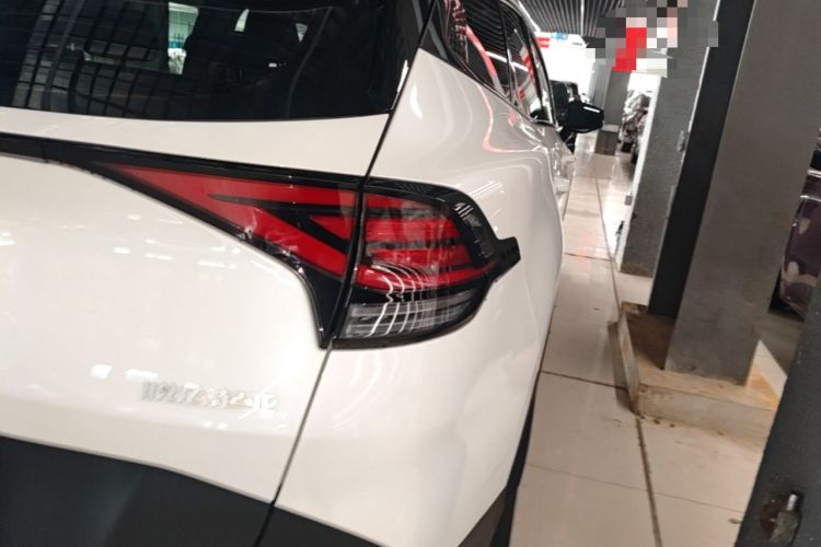 Used Kia Sportage (Chinese Domestic Model) 2023 1.5T Two-Wheel Drive Prestige Edition Right Rear Taillight