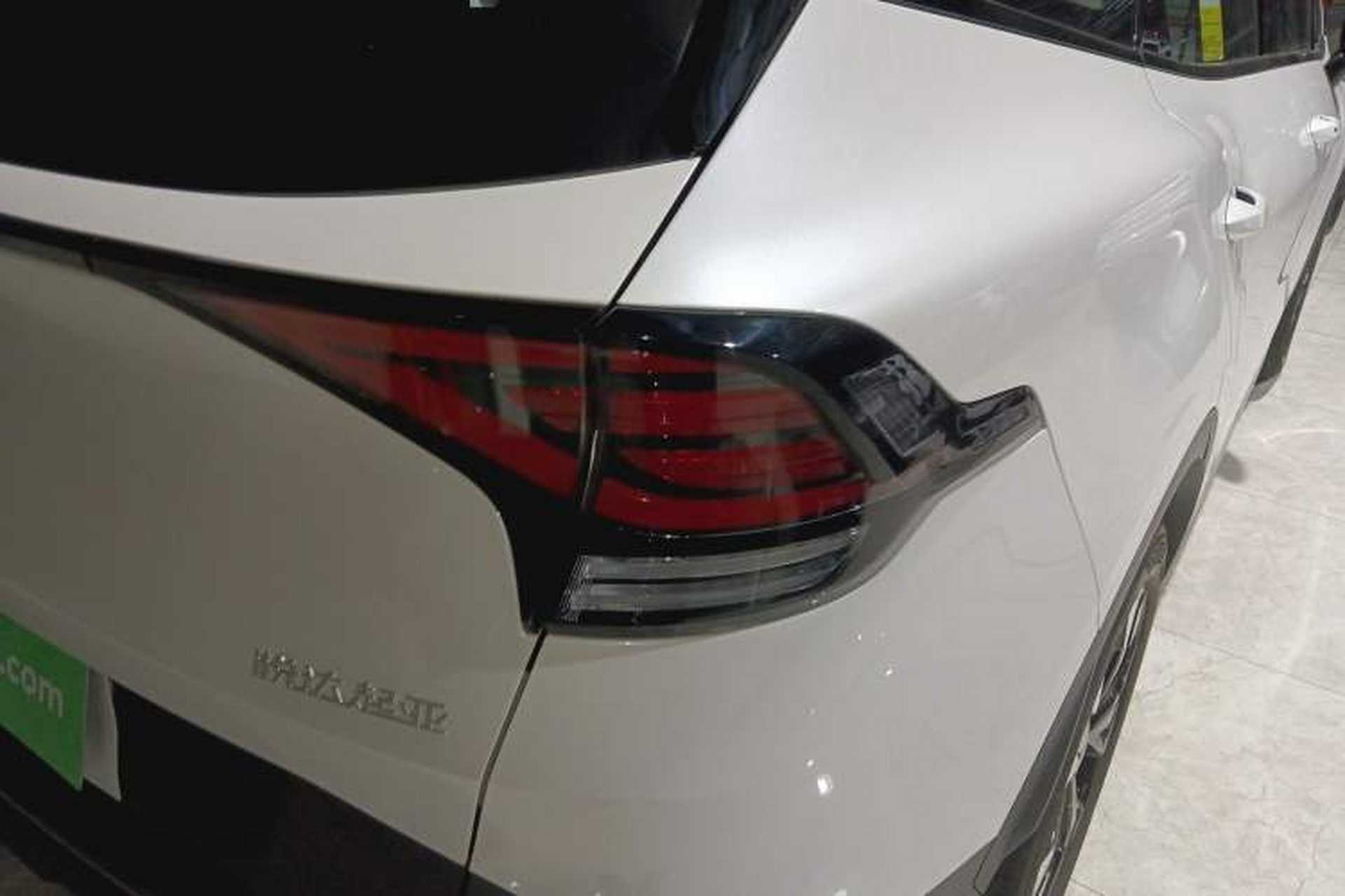 Used Kia Sportage (Chinese Domestic Model) 2023 2.0T Two-Wheel Drive Flagship Edition Right Rear Taillight
