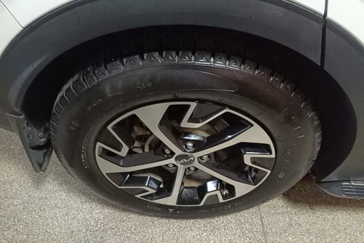 Used Kia Sportage (Chinese Domestic Model) 2023 1.5T Two-Wheel Drive Prestige Edition Right Rear Wheel Hub