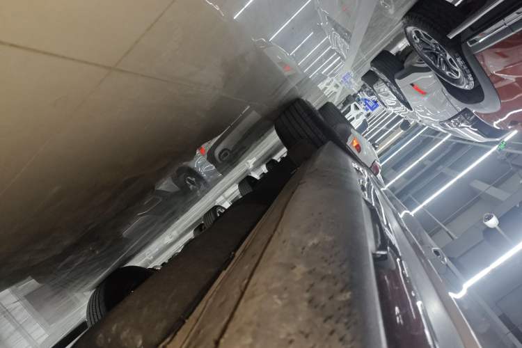 Used Kia Sportage (Chinese Domestic Model) 2023 1.5T Two-Wheel Drive Prestige Edition Right Side Sill