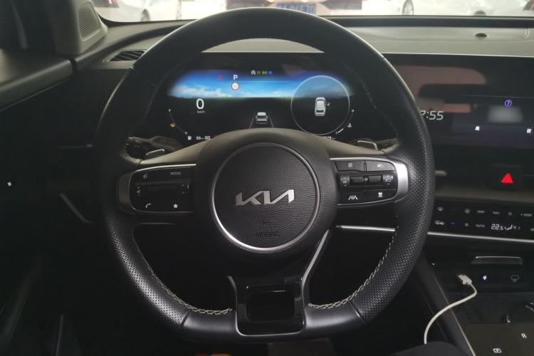 Used Kia Sportage (Chinese Domestic Model) 2023 2.0T Two-Wheel Drive Flagship Edition Steering Wheel