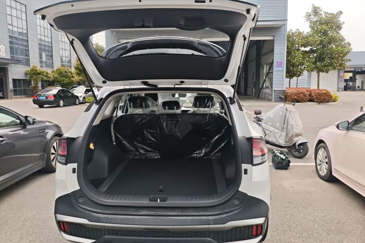 Used Kia Sportage (Chinese Domestic Model) 2023 1.5T Two-Wheel Drive Prestige Edition Trunk