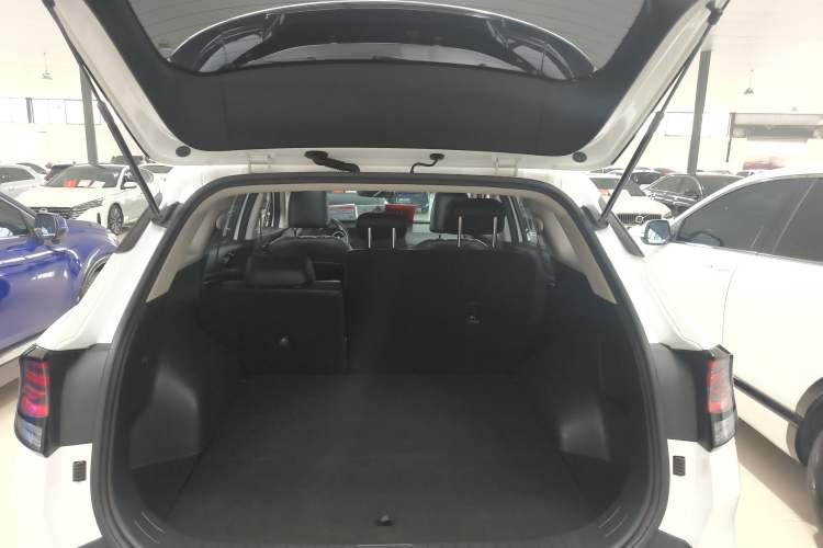 Used Kia Sportage (Chinese Domestic Model) 2023 2.0T Two-Wheel-Drive Prestige Edition Trunk