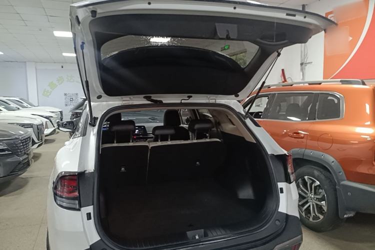 Used Kia Sportage (Chinese Domestic Model) 2023 1.5T Two-Wheel Drive Prestige Edition Trunk
