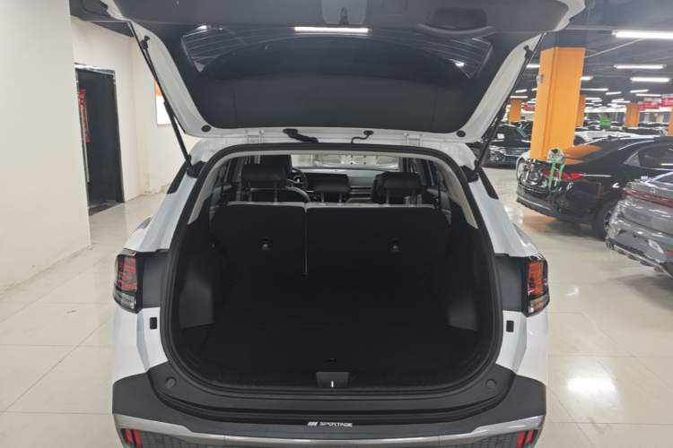 Used Kia Sportage (Chinese Domestic Model) 2023 1.5T Two-Wheel Drive Prestige Edition Trunk