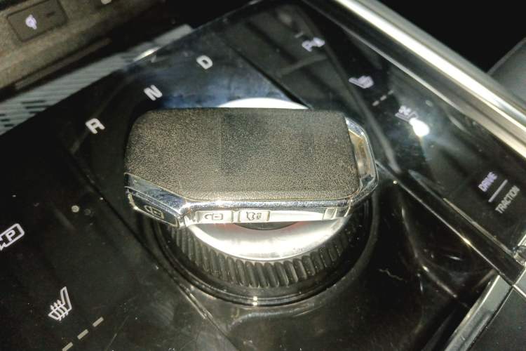 Used Kia Sportage (Chinese Domestic Model) 2023 2.0T Two-Wheel Drive Flagship Edition Vehicle Key