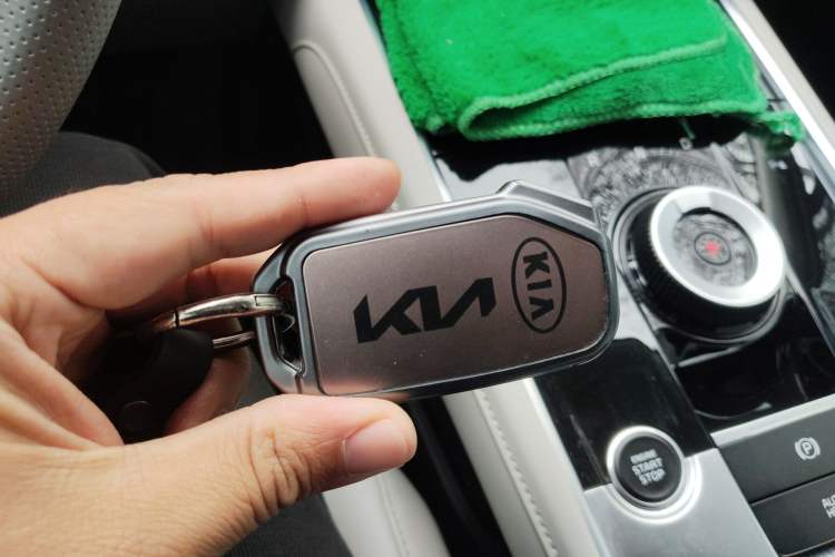 Used Kia Sportage (Chinese Domestic Model) 2023 1.5T Two-Wheel Drive Luxury Edition Vehicle Key