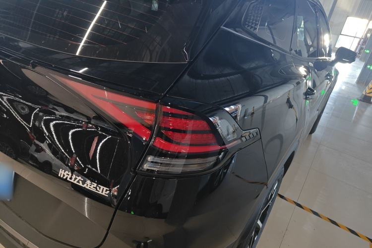 Used Kia Sportage (Chinese Domestic Model) 2025 1.5T Two-Wheel Drive Prestige Smart Enjoyment Version Exterior 6