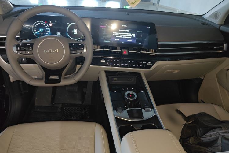 Used Kia Sportage (Chinese Domestic Model) 2025 1.5T Two-Wheel Drive Prestige Smart Enjoyment Version Interior 2