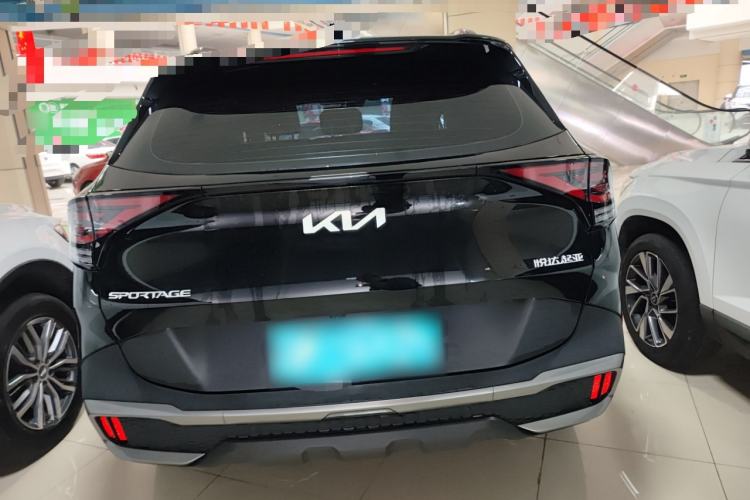 Used Kia Sportage (Chinese Domestic Model) 2025 2.0T Two-Wheel-Drive Prestige Edition Rear