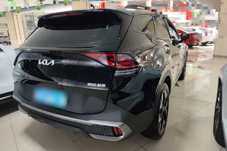 Used Kia Sportage (Chinese Domestic Model) 2025 2.0T Two-Wheel-Drive Prestige Edition Rear Right 45 Deg