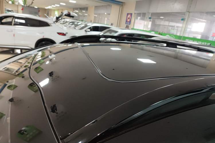 Used Kia Sportage (Chinese Domestic Model) 2025 2.0T Two-Wheel-Drive Prestige Edition Roof
