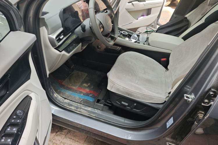 Used Kia Sportage (Chinese Domestic Model) 2025 1.5T Two-Wheel Drive Prestige Smart Enjoyment Version Driver Seat