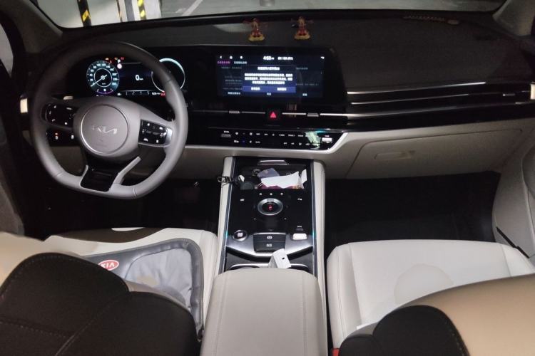Used Kia Sportage (Chinese Domestic Model) 2025 1.5T Two-Wheel Drive Prestige Edition Interior 2