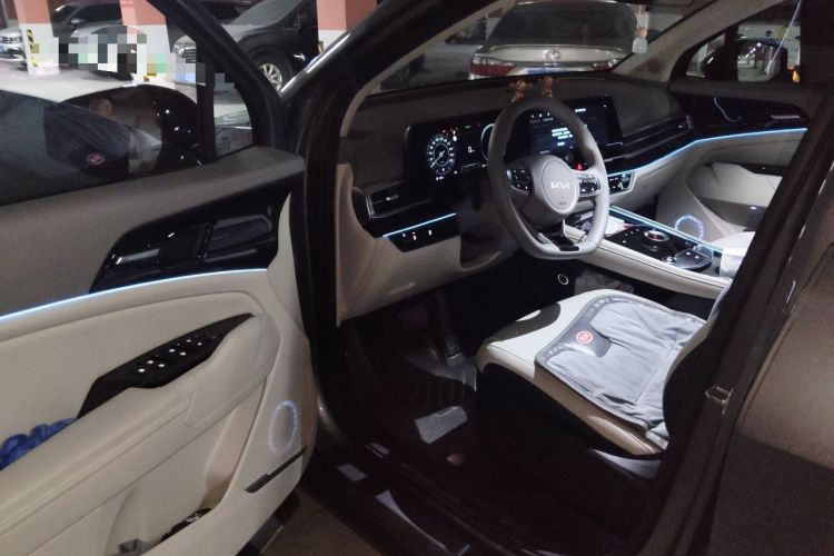 Used Kia Sportage (Chinese Domestic Model) 2025 1.5T Two-Wheel Drive Prestige Edition Interior 3