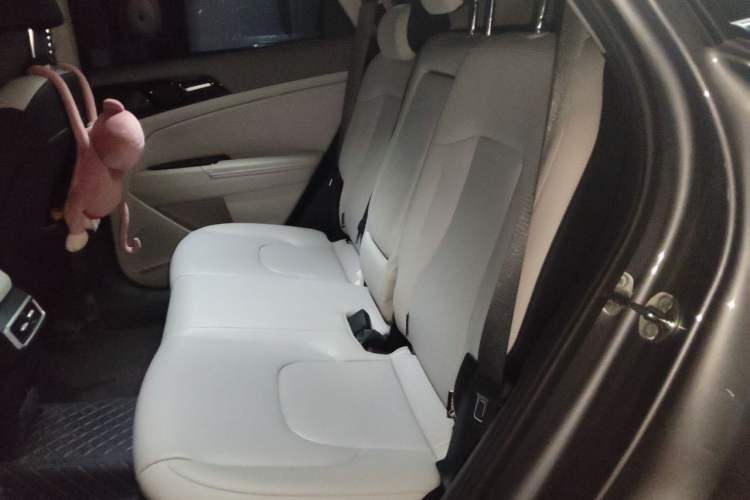 Used Kia Sportage (Chinese Domestic Model) 2025 1.5T Two-Wheel Drive Prestige Edition Interior 4