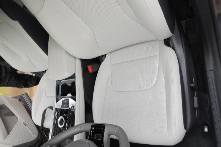 Used Kia Sportage (Chinese Domestic Model) 2025 1.5T Two-Wheel Drive Prestige Smart Enjoyment Version Left Front Seat