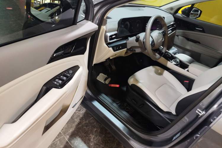 Used Kia Sportage (Chinese Domestic Model) 2025 1.5T Two-Wheel Drive Prestige Edition Driver Seat