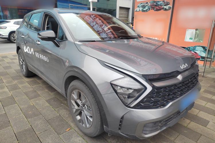 Used Kia Sportage (Chinese Domestic Model) 2025 2.0T Two-Wheel Drive Prestige Smart Edition Front Right 45 Deg
