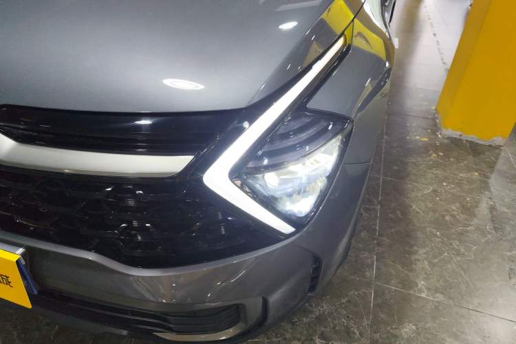 Used Kia Sportage (Chinese Domestic Model) 2025 1.5T Two-Wheel Drive Prestige Edition Left Front Headlight