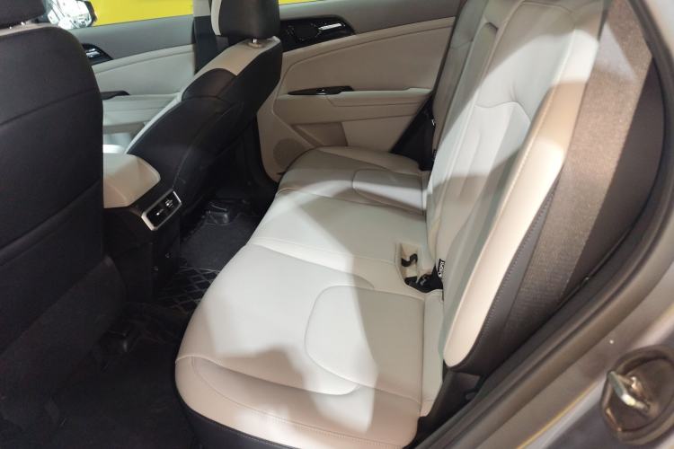 Used Kia Sportage (Chinese Domestic Model) 2025 1.5T Two-Wheel Drive Prestige Edition Left Rear Seat