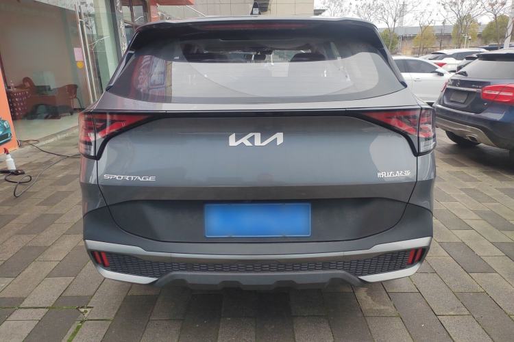 Used Kia Sportage (Chinese Domestic Model) 2025 2.0T Two-Wheel Drive Prestige Smart Edition Rear