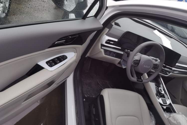 Used Kia Sportage (Chinese Domestic Model) 2025 1.5T Two-Wheel Drive Prestige Edition Driver Seat