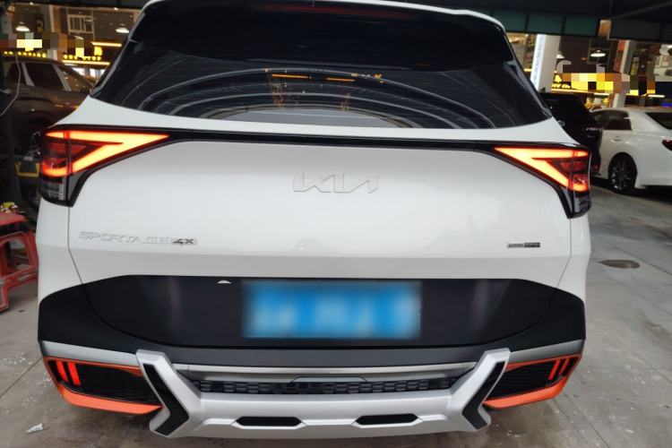 Used Kia Sportage (Chinese Domestic Model) 2025 2.0T Four-Wheel Drive Prestige Edition Exterior 4