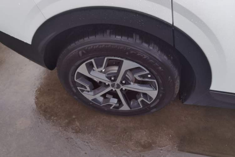 Used Kia Sportage (Chinese Domestic Model) 2025 1.5T Two-Wheel Drive Prestige Edition Exterior 5