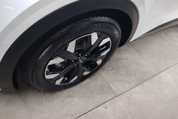 Used Kia Sportage (Chinese Domestic Model) 2025 2.0T Four-Wheel Drive Prestige Edition Exterior 7