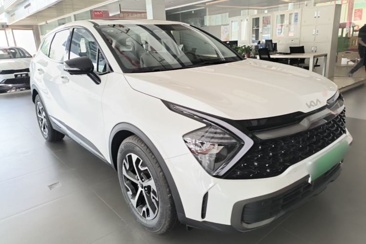 Used Kia Sportage (Chinese Domestic Model) 2025 1.5T Two-Wheel Drive Prestige Smart Enjoyment Version Front Right 45 Deg