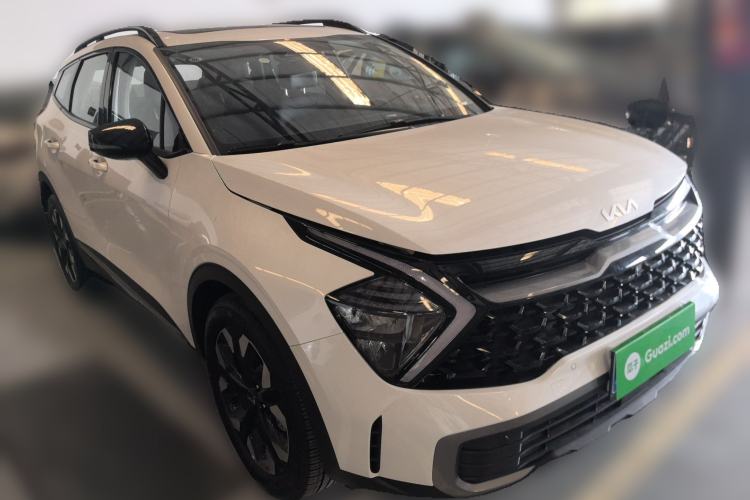 Used Kia Sportage (Chinese Domestic Model) 2025 2.0T Two-Wheel-Drive Prestige Edition Front Right 45 Deg