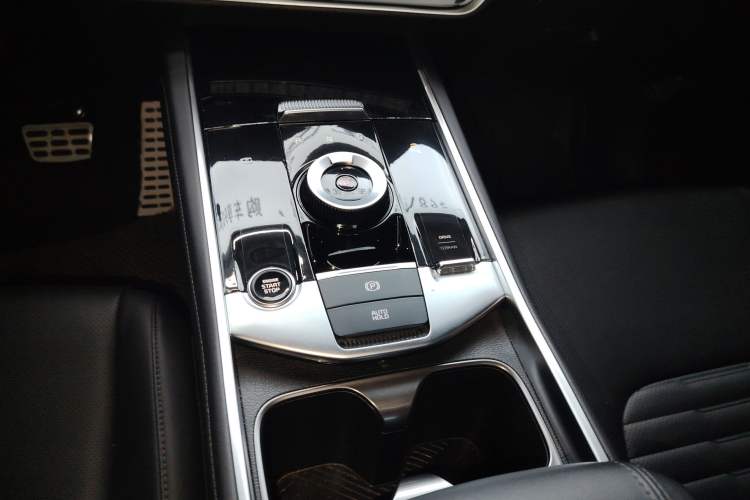 Used Kia Sportage (Chinese Domestic Model) 2025 2.0T Four-Wheel Drive Prestige Edition Gear Lever