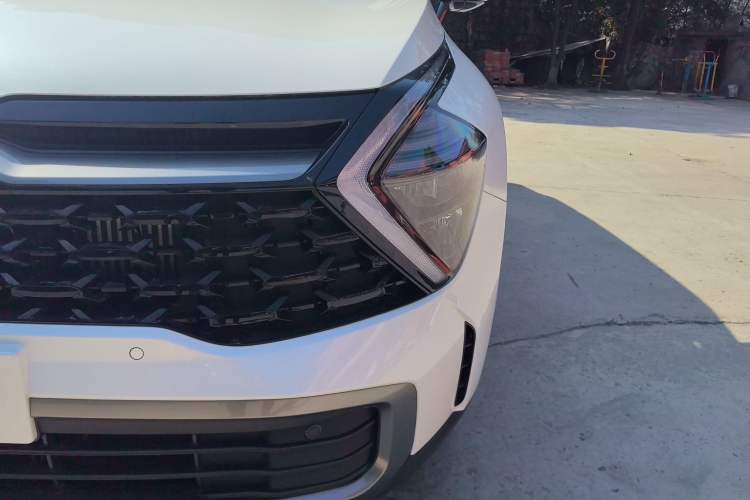 Used Kia Sportage (Chinese Domestic Model) 2025 1.5T Two-Wheel Drive Prestige Edition Left Front Headlight