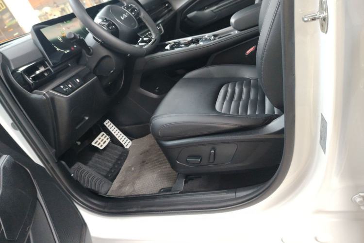 Used Kia Sportage (Chinese Domestic Model) 2025 2.0T Four-Wheel Drive Prestige Edition Left Front Seat
